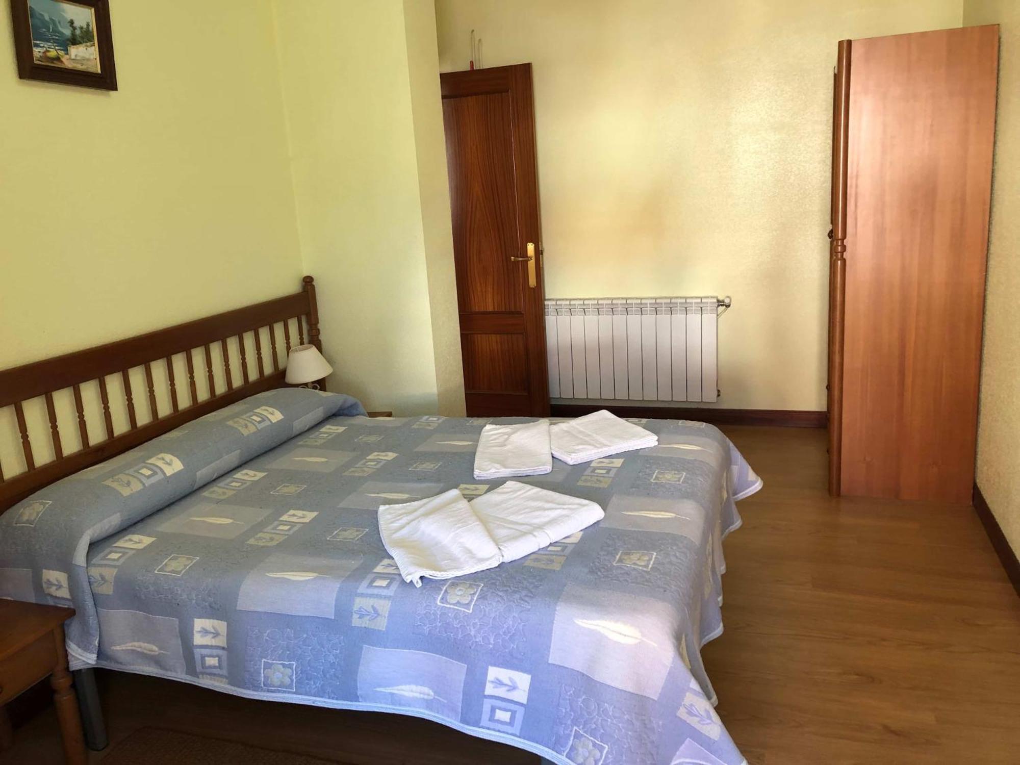 Apartamentos De La Hoz Исла Экстерьер фото