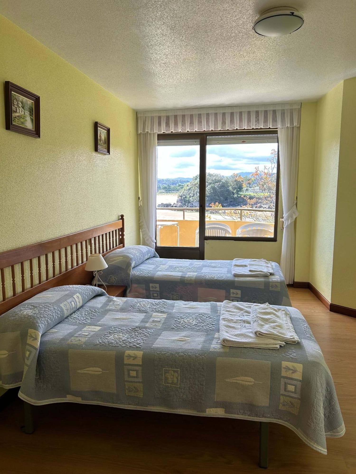 Apartamentos De La Hoz Исла Экстерьер фото