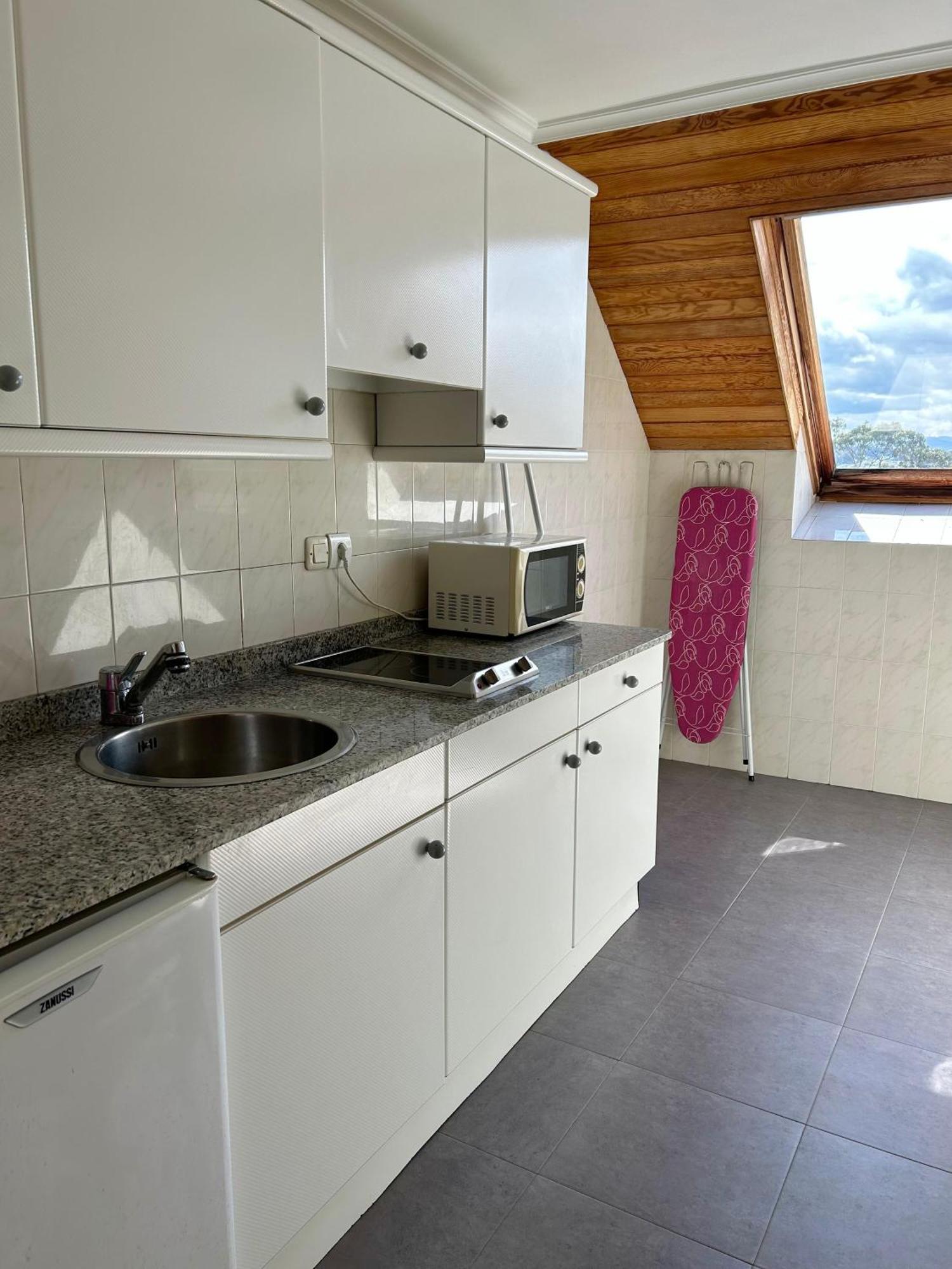 Apartamentos De La Hoz Исла Экстерьер фото